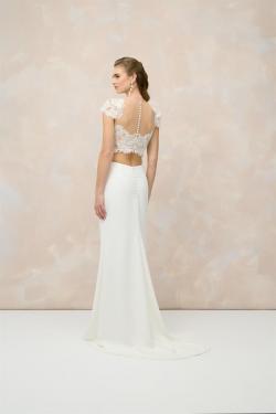 Brautfreundin-Brautboutique-Brautkleider-Kollektion-2026-Marylise-Be-my-Baby-leicht-fliessend-Rueckenansicht-ganz