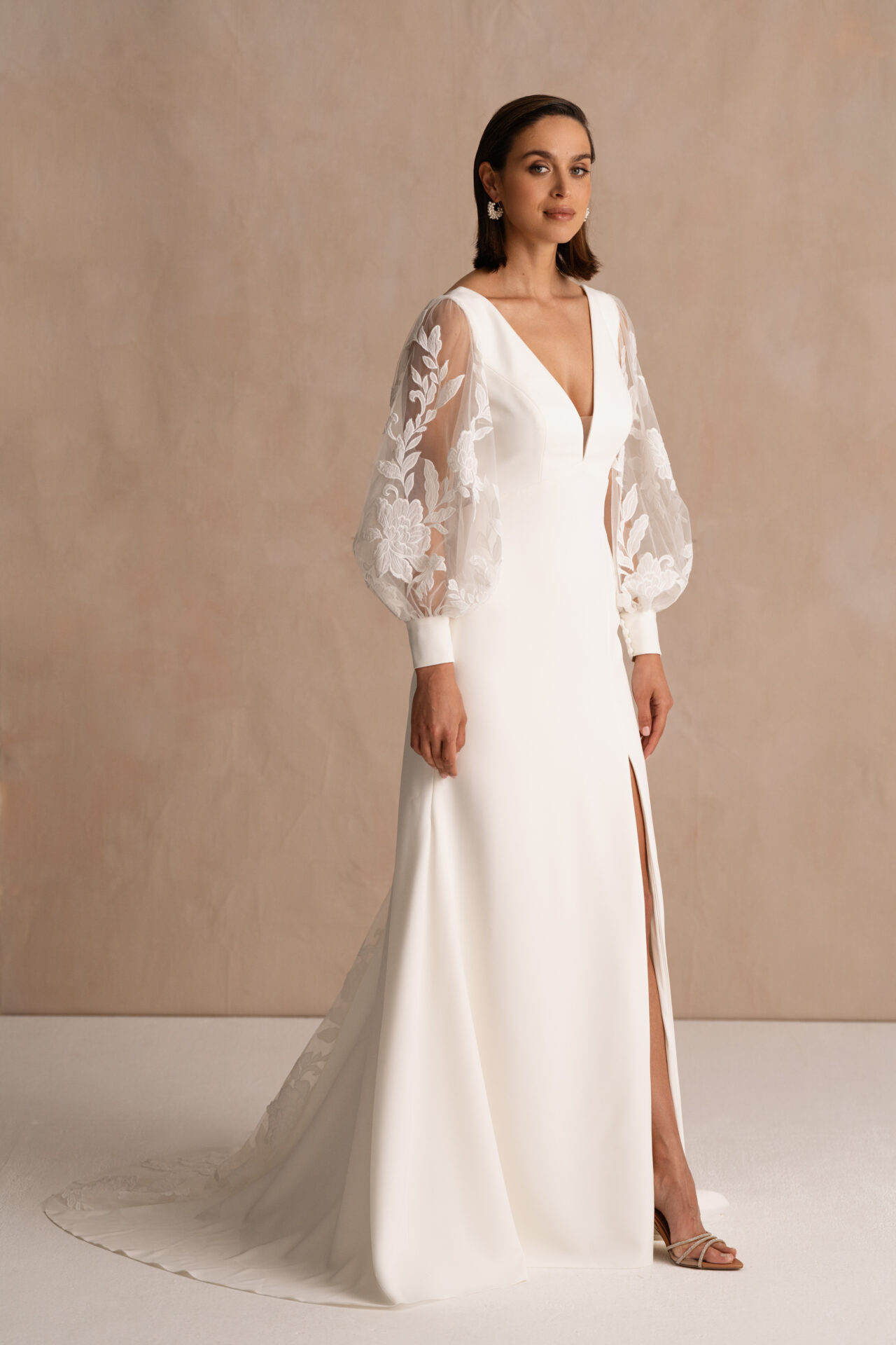 Brautfreundin Brautmode Mönchengladbach Marylise Fit&Flare lange Spitzen Arme