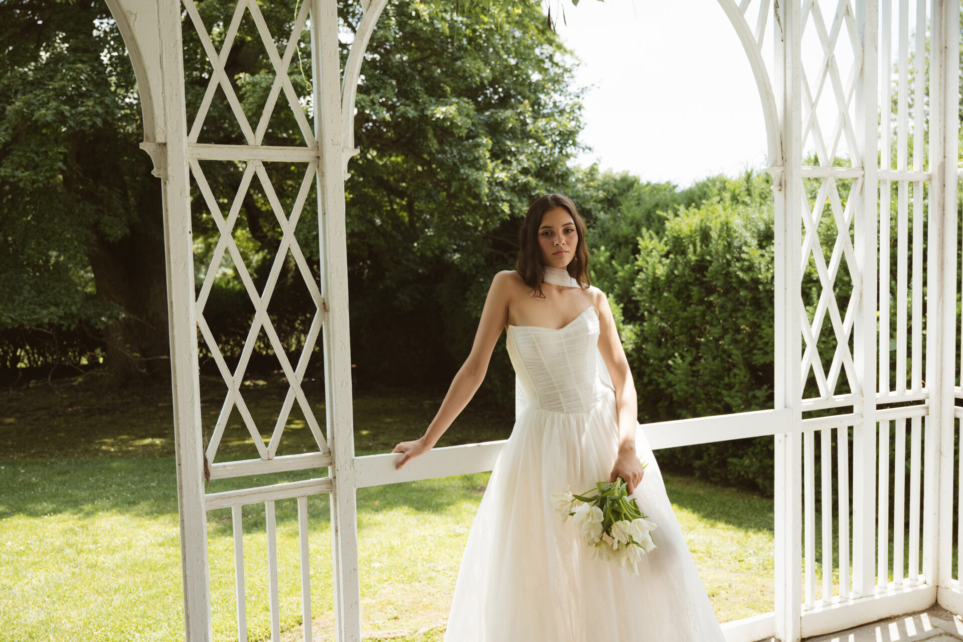 Brautfreundin Brautmode Boutique Mönchengladbach Jenny Yoo Moderne Spitzen Prinzessin