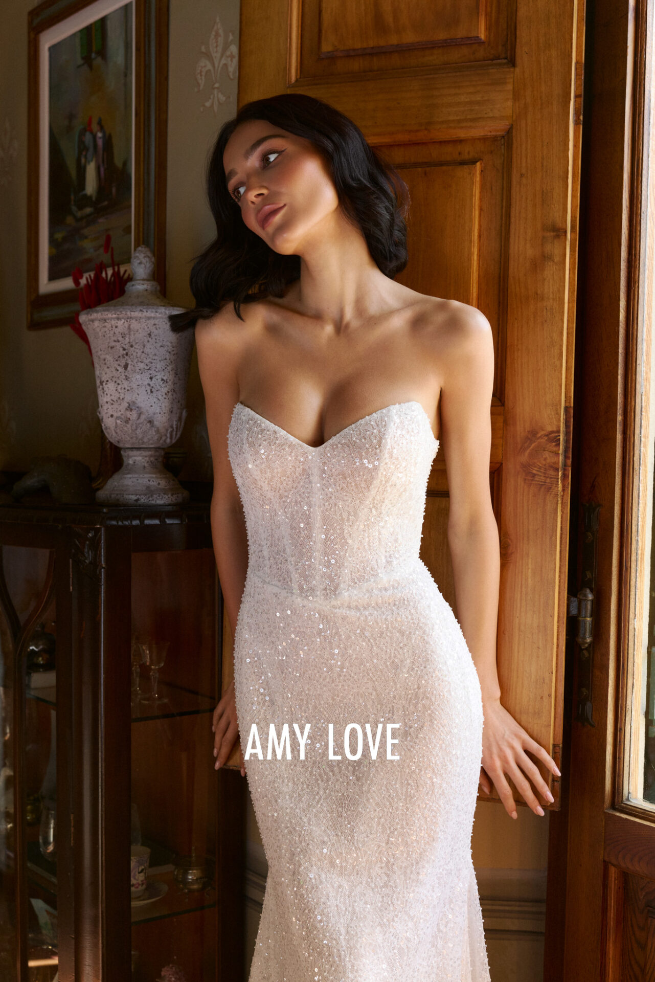 Glitzer Brautkleid 2027 bei Brautfreundin